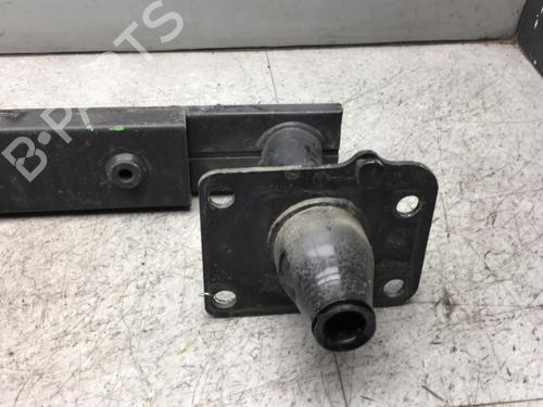 Used Front bumper reinforcement PEUGEOT 5008 (0U_, 0E_) 2.0 HDi 150 / BlueHDi 150 (150 hp) 25529162