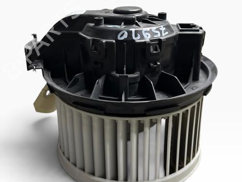 Used Heater blower motor Heater blower motor SKODA CITIGO (NF1) 1.0 (60 hp) 39950545 39950545