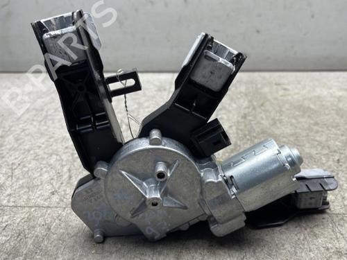Used Rear wiper motor PEUGEOT 308 II (LB_, LP_, LW_, LH_, L3_) 1.5 BlueHDi 130 (131 hp) 25572743