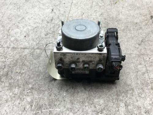 Used ABS pump RENAULT CLIO III (BR0/1, CR0/1) 1.5 dCi (C/BR0G, C/BR1G) (68 hp) 25548375