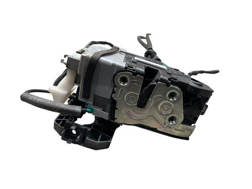 Used Front left lock Front left lock HYUNDAI TUCSON (TL, TLE) 1.6 CRDi (136 hp) 30778878 30778878