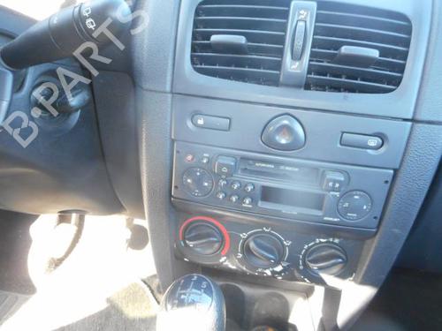 Switch RENAULT CLIO III (BR0/1, CR0/1) | BP25535643I30 - Image 17