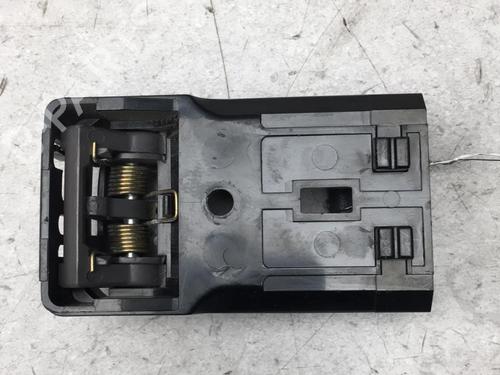 Used Front left interior door handle NISSAN MICRA II (K11) 1.0 i 16V (54 hp) 25533263