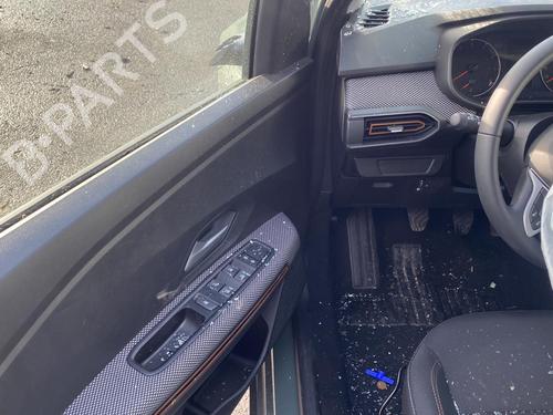 Left front window switch DACIA SANDERO III 1.0 TCe 90 | BP25548484I27  - Image 17