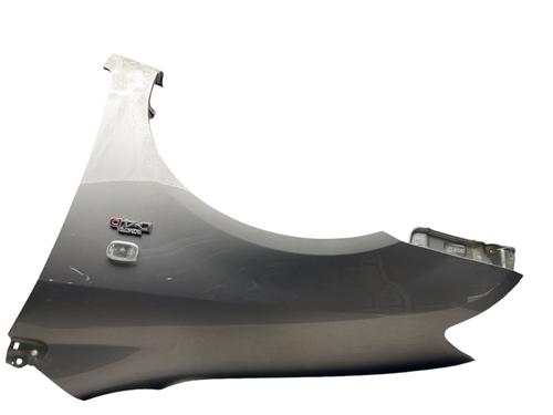 Parafango anteriore sinistro TOYOTA COROLLA (_E12_) 2.0 D-4D (CDE120R, CDE120L_) (116 hp) 25567176