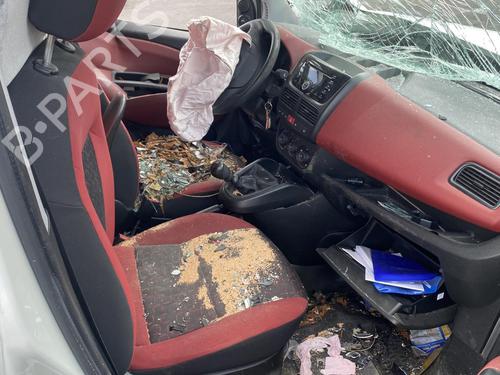 Radio FIAT DOBLO Cargo (263_) 1.6 D Multijet (263WXD1B, 263WXR1B, 263WXX1B, 263ZXD1B,... | BP25545909E6 - Image 12