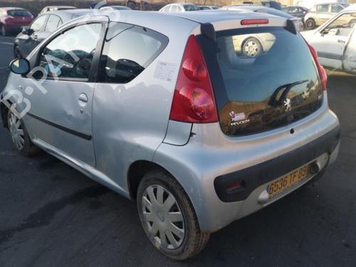 Right taillight PEUGEOT 107 (PM_, PN_) 1.0 | BP25560328C35 