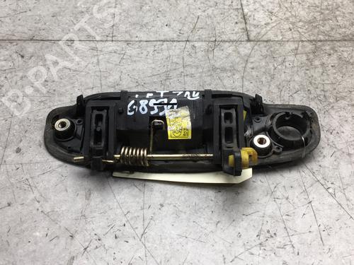 front-right-exterior-door-handle-hyundai-getz-tb-2001-2002-2003-2004-2005-2006-2007-2008-2009-2010-2011-25551251 main image