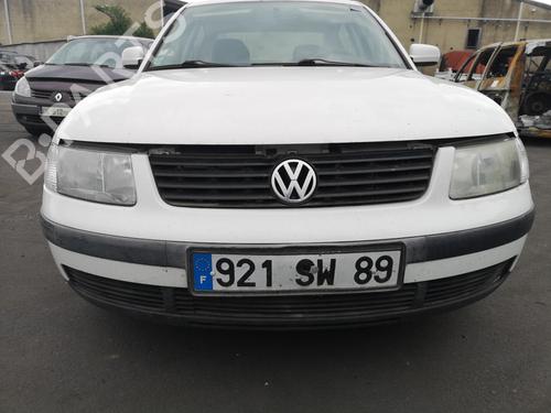 Right headlight VW PASSAT B5 (3B2) 1.9 TDI | BP25556330C29 - Image 6