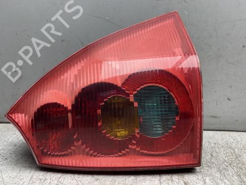 Højre baglygte PEUGEOT 307 Break (3E) 2.0 HDI 110 (107 hp) 25528265