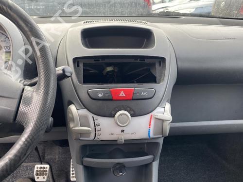Left sun visor CITROËN C1 (PM_, PN_) 1.0 | BP25565882I1 
