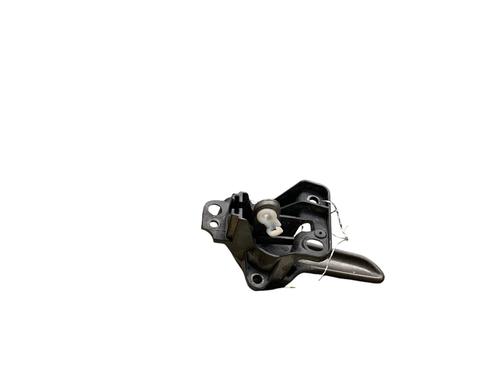 Used Front left interior door handle Front left interior door handle MERCEDES-BENZ SPRINTER 3-t Van (B906) 214 CDI (906.611, 906.613) (143 hp) 25529898 25529898