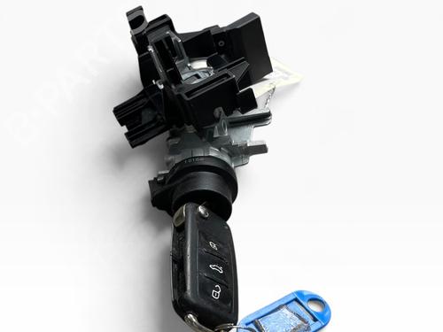 Used Front left exterior door handle Front left exterior door handle SKODA CITIGO (NF1) 1.0 (60 hp) 39950532 39950532