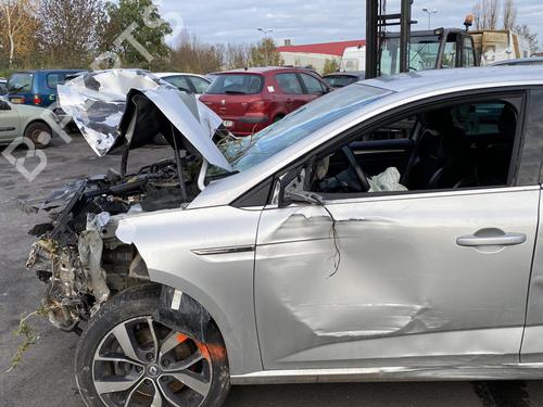 Switch RENAULT MEGANE IV Hatchback (B9A/M/N_) 1.6 dCi 130 (B9A4) | BP25549331I30  - Image 28