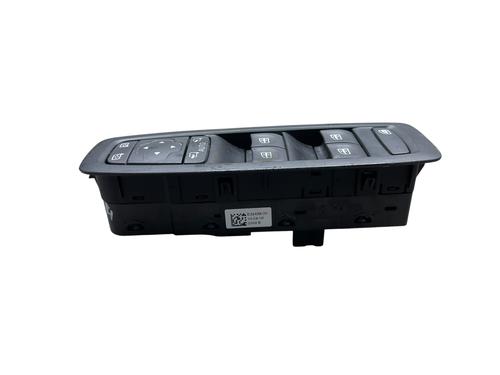 Used Left front window switch Left front window switch RENAULT MEGANE IV Hatchback (B9A/M/N_) 1.2 TCe 130 (B9MR) (130 hp) 33205849 33205849