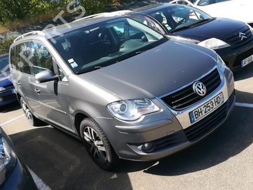 Venstre bak beltestrammer VW TOURAN (1T1, 1T2) 1.9 TDI | BP25583754C89 