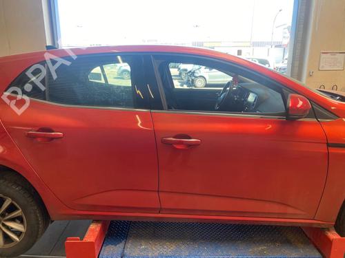 Switch RENAULT MEGANE IV Hatchback (B9A/M/N_) 1.2 TCe 130 (B9MR) | BP39091403I30 - Image 30