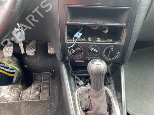 Rudehejsemekanisme ventre foran VW GOLF IV (1J1) 1.9 TDI | BP25548869C22 