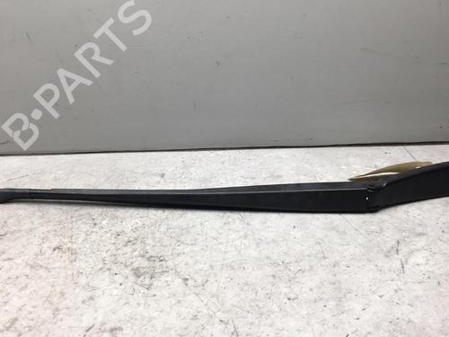 Used Front windshield wiper arm BMW 5 (F10) 530 d xDrive (258 hp) 25525833