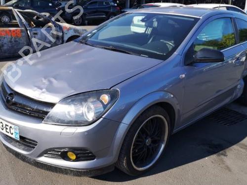 Forkjerm venstre OPEL ASTRA H GTC (A04) 1.9 CDTi (L08) | BP25579250C41 