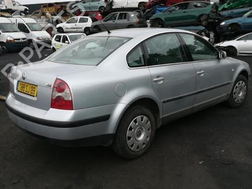 Left mirror VW PASSAT B5.5 (3B3) 1.9 TDI | BP25516616C26 