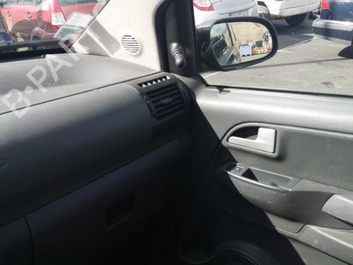 Høyre foran beltestrammer VW FOX Hatchback (5Z1, 5Z3, 5Z4) 1.4 TDI | BP25560144C88 