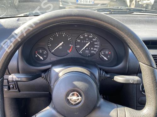 Høyre foran beltestrammer OPEL CORSA B (S93) 1.0 i 12V (F08, F68, M68) | BP25557414C88 