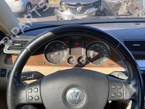 Right front indicator VW PASSAT B6 (3C2) 2.0 TDI 16V | BP25521904C33 - Image 7