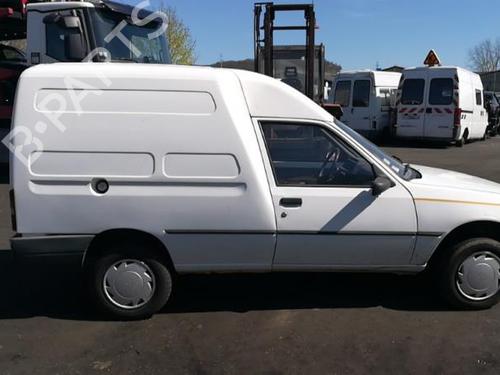 Left mirror PEUGEOT 205 II (20A/C) 1.7 Diesel | BP25577822C26 