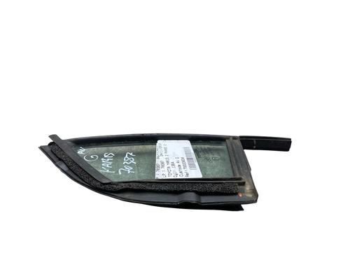 Vidro triangular frente esquerdo Vidro triangular frente esquerdo TOYOTA YARIS (_P9_) 1.4 D-4D (NLP90_, NLP90R) (90 hp) 36519661 36519661