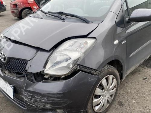 Radio TOYOTA YARIS (_P9_) 1.4 D-4D (NLP90_, NLP90R) | BP25572543E6 