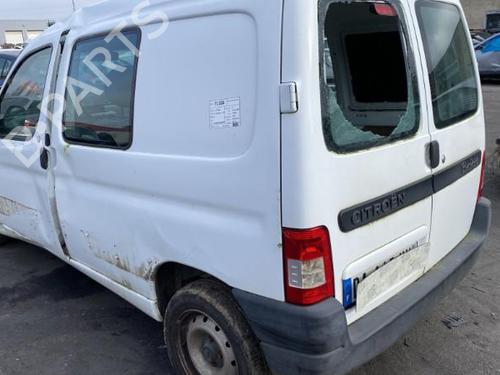 Front right lock CITROËN BERLINGO / BERLINGO FIRST MPV (MF_, GJK_, GFK_) 1.6 HDI 90 (MF9HX) | BP25567329C97 