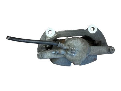 Used Right front brake caliper Right front brake caliper 37755247 37755247