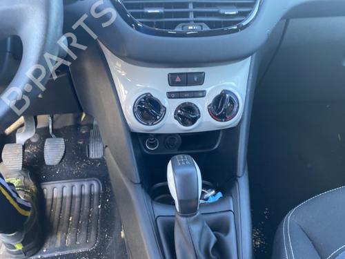 Left front window switch PEUGEOT 208 I (CA_, CC_) 1.2 VTI 82 | BP25545581I27 