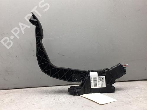 Pedal PEUGEOT 2008 II (UD_, US_, UY_, UJ_, UR_, UC_) 1.2 PureTech 130 (USHNS, URHNS) (130 hp) 25538870