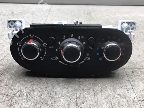 Used Climate control DACIA SANDERO II 1.2 (75 hp) 25510875