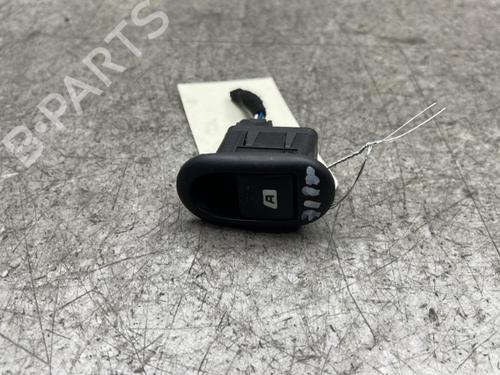 Used Left front window switch RENAULT KANGOO Express (FC0/1_) 1.5 dCi (61 hp) 25573135