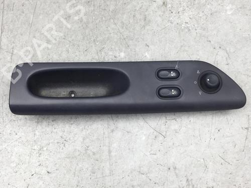 Used Left front window switch Left front window switch RENAULT ESPACE III (JE0_) 2.2 12V TD (JE0E, JE0H, JE0P) (113 hp) 25537845 25537845