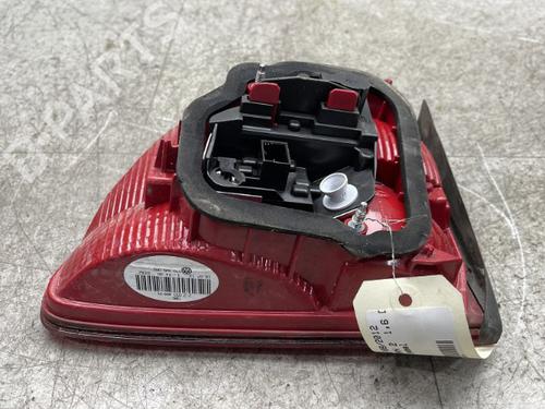 Used Left tailgate light Left tailgate light VW TOURAN (1T3) 1.6 TDI (105 hp) 25541345 25541345
