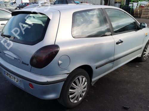Left headlight FIAT BRAVO I (182_) 1.9 TD 75 S (182.AF) | BP25584240C28 