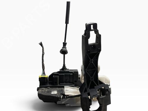 Front left lock KIA CEE'D Hatchback (ED) 1.6 CRDi 115 | BP39658708C98 - Image 2