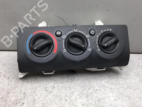 Used Climate control RENAULT CLIO II (BB_, CB_) 1.5 dCi (B/C2J) (68 hp) 25581801