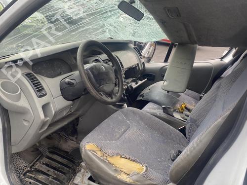 Left front indicator RENAULT TRAFIC II Van (FL) 1.9 dCi 80 (FL0B) | BP25555792C32  - Image 7