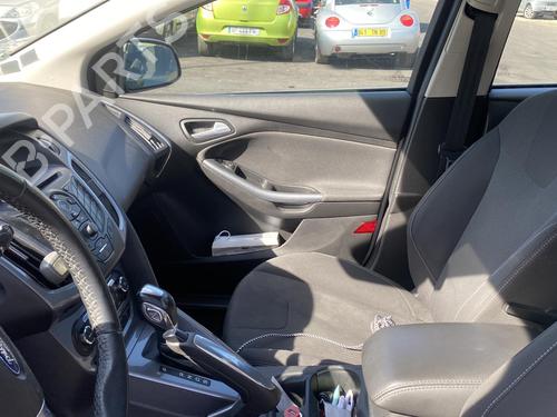Rear left exterior door handle FORD FOCUS III 2.0 TDCi | BP25546263C130