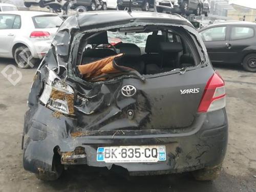 Front right window mechanism TOYOTA YARIS (_P9_) 1.4 D-4D (NLP90_, NLP90R) | BP25577401C23 