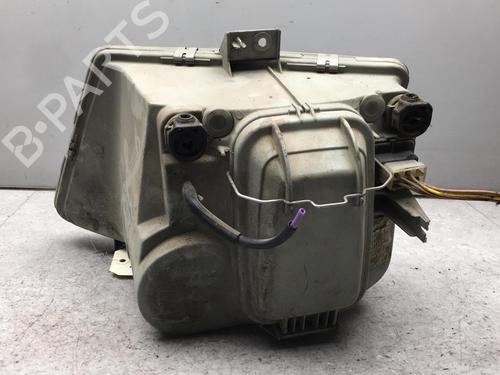 Used Right headlight MERCEDES-BENZ VITO Van (W638) 108 CDI 2.2 (638.094) (82 hp) 25581160