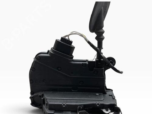 front-right-lock-renault-clio-iv-bh_-2012-2013-2014-2015-2016-2017-2018-2019-2020-2021-39044703 main image
