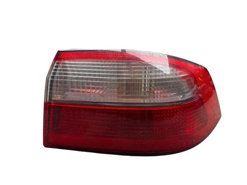 right-taillight-renault-laguna-ii-bg01_-2001-2002-2003-2004-2005-2006-2007-33725348 main image