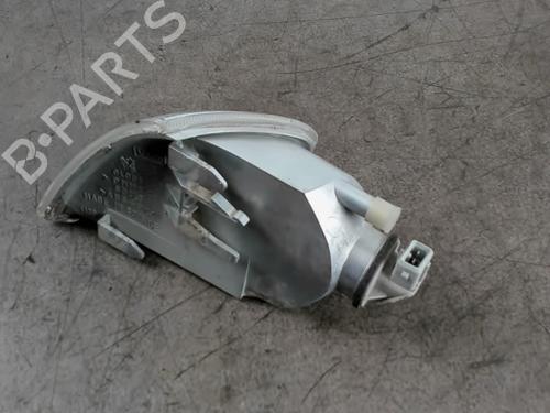 Used Right front indicator CITROËN SAXO (S0, S1) 1.5 D (57 hp) 25519566