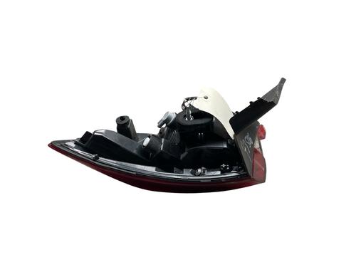 left-taillight-renault-clio-v-b7_-2019-32111157 main image